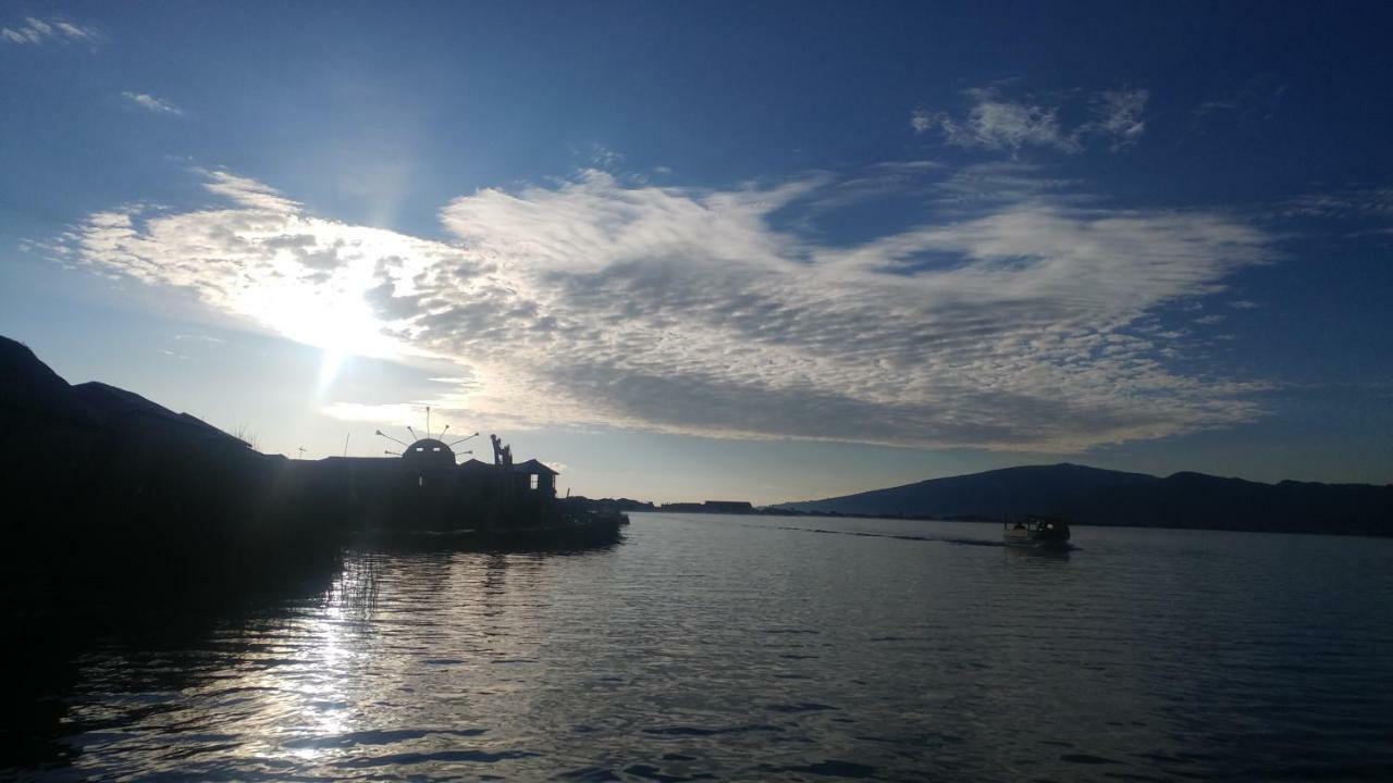 Quechua Titicaca *